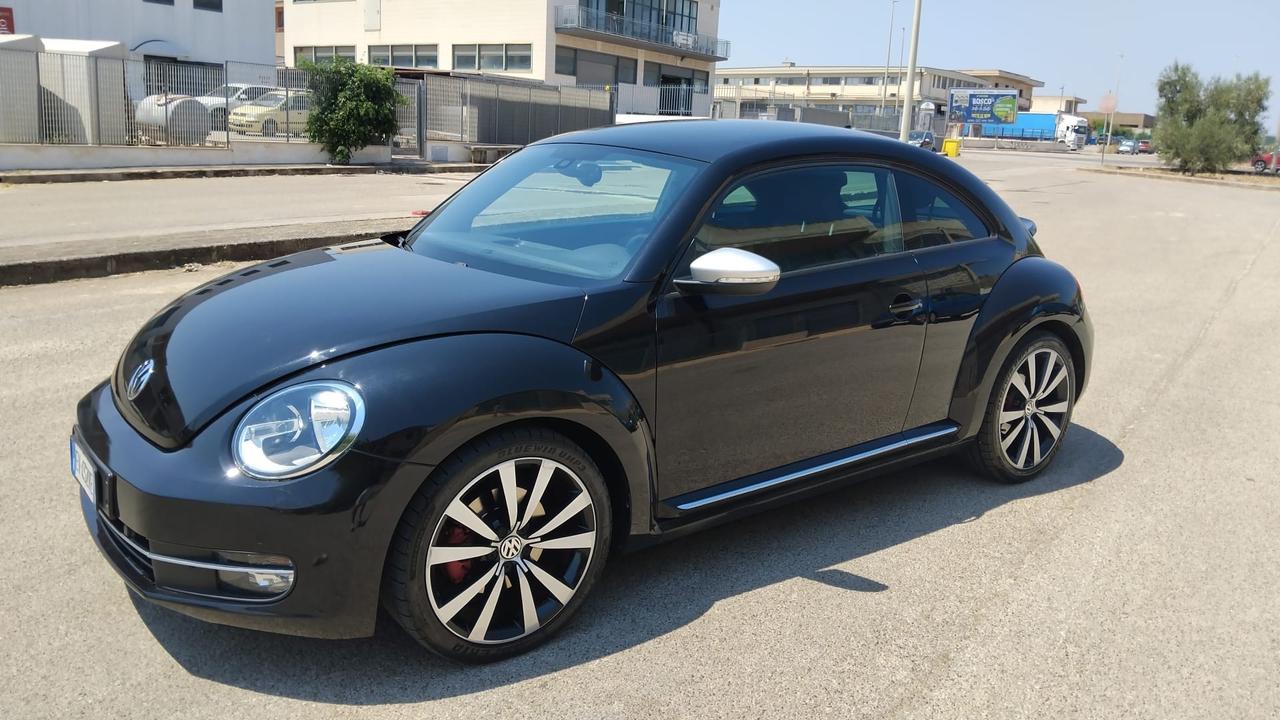 Volkswagen Maggiolino 2.0 TSI DSG Sport