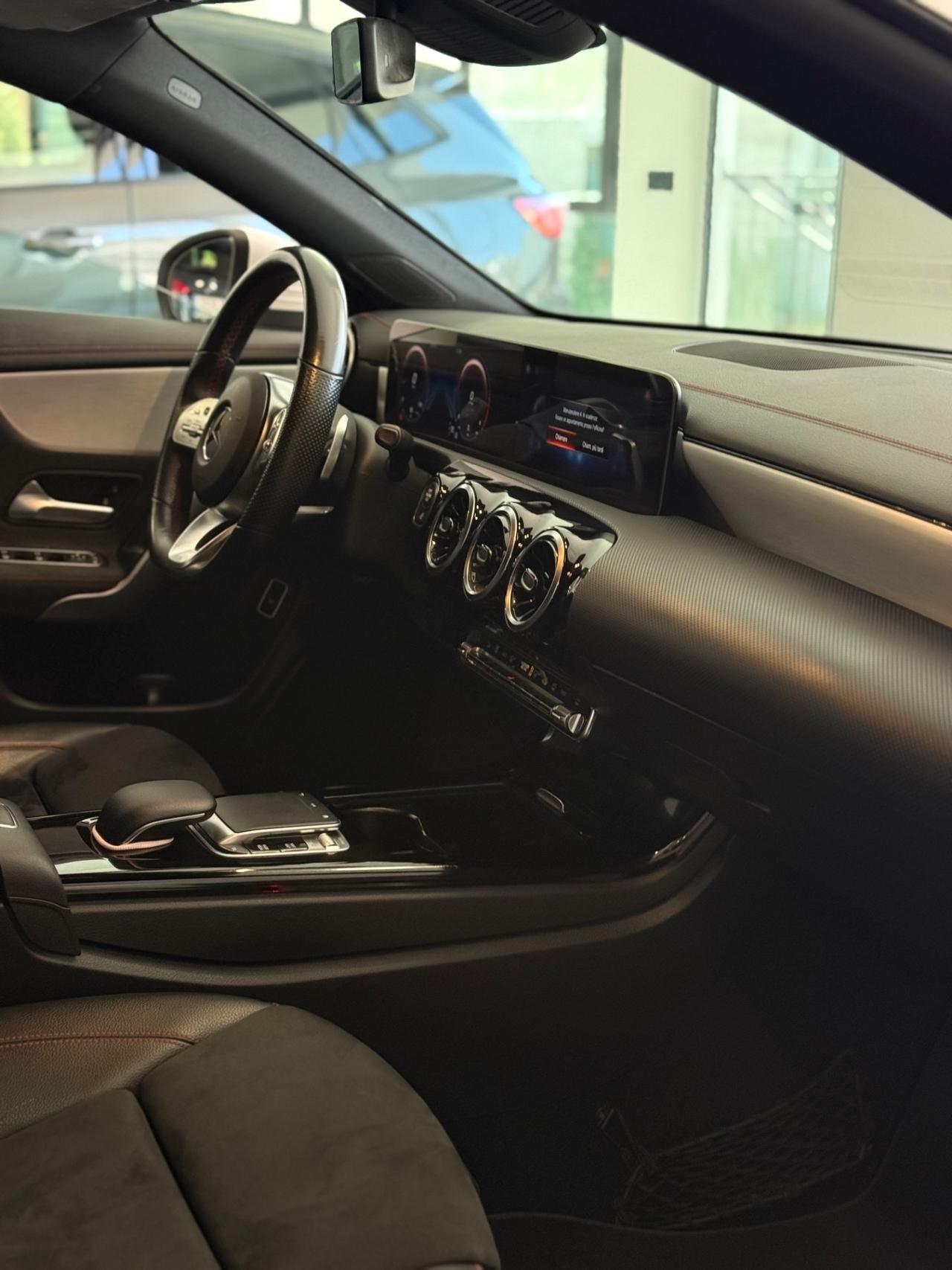 Mercedes-benz CLA 180 d Automatic Premium