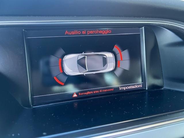 Audi A5 Cabrio 2.0 tdi 190cv S-line, Navi, Pelle, 19"