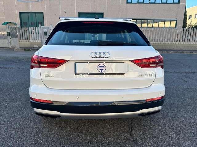 Audi Q3 35 TFSI Business