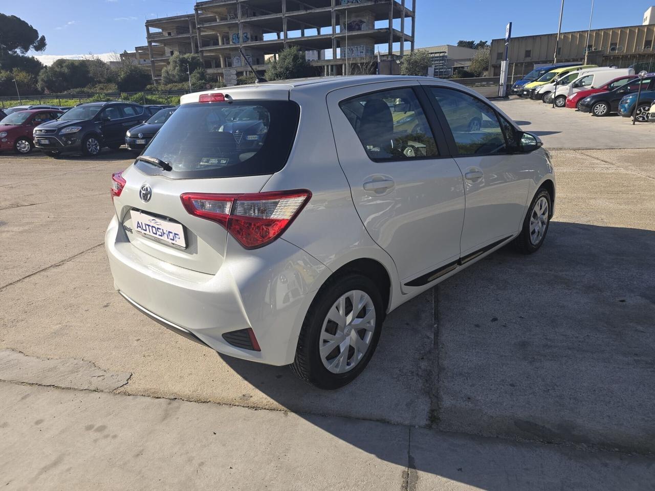 Toyota Yaris 1.0 72 CV 5 porte Active