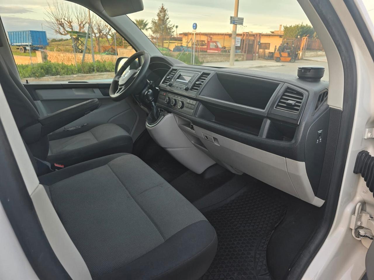 Volkswagen Transporter 2.0 TDI 102CV PC Furgone Business Eu6 COIMBENTATO REFRIGERATO