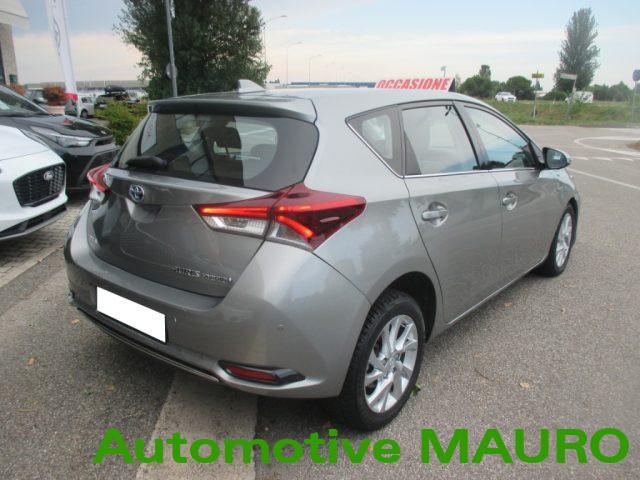 TOYOTA Auris 1.8 Hybrid Cool