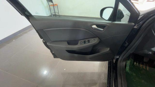 RENAULT Clio ECO-G 100 CV 5 porte Evolution