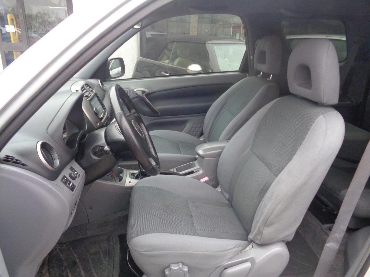 Toyota RAV 4 BENZINA