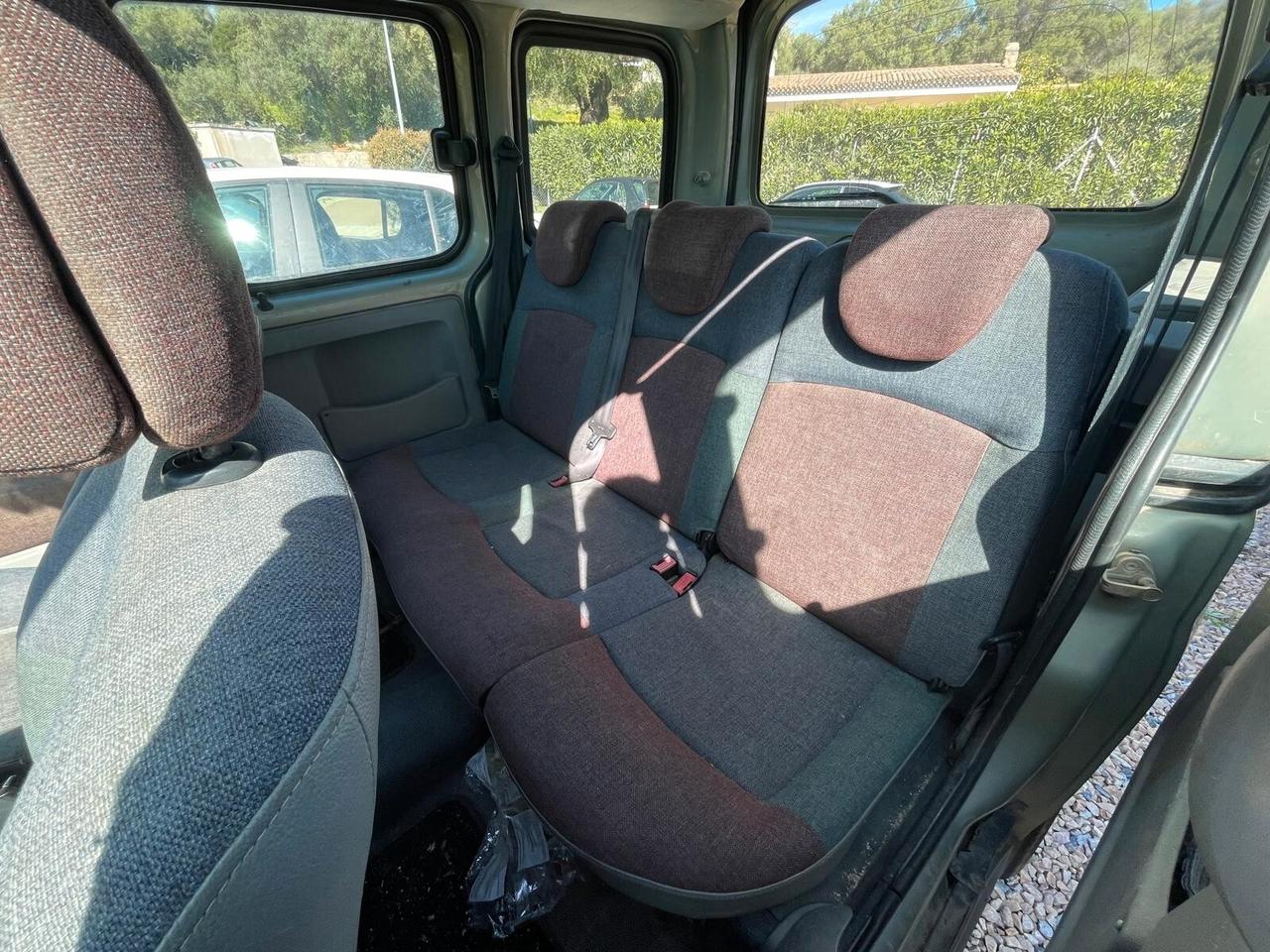 Renault Kangoo 1.6 16V cat 4x4 5 porte Privilège