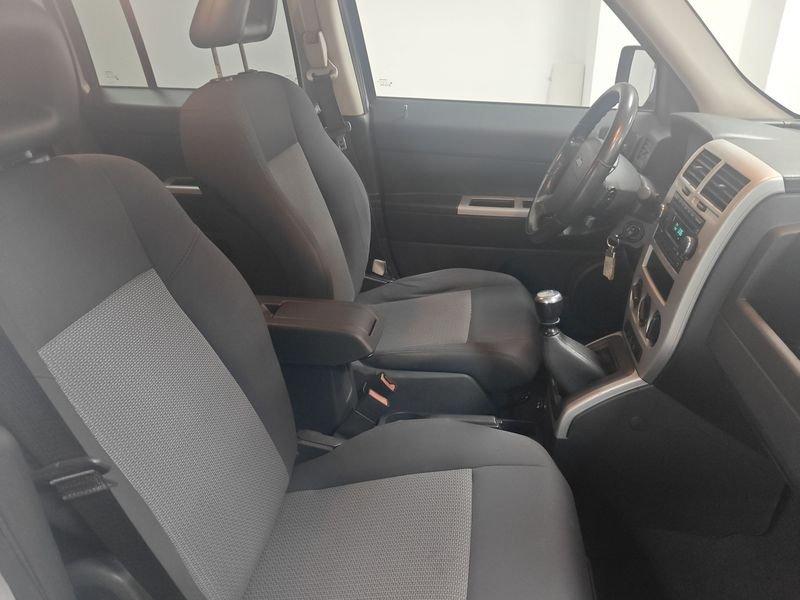 Jeep Patriot 2.0 td Limited 4wd dpf LEGGI