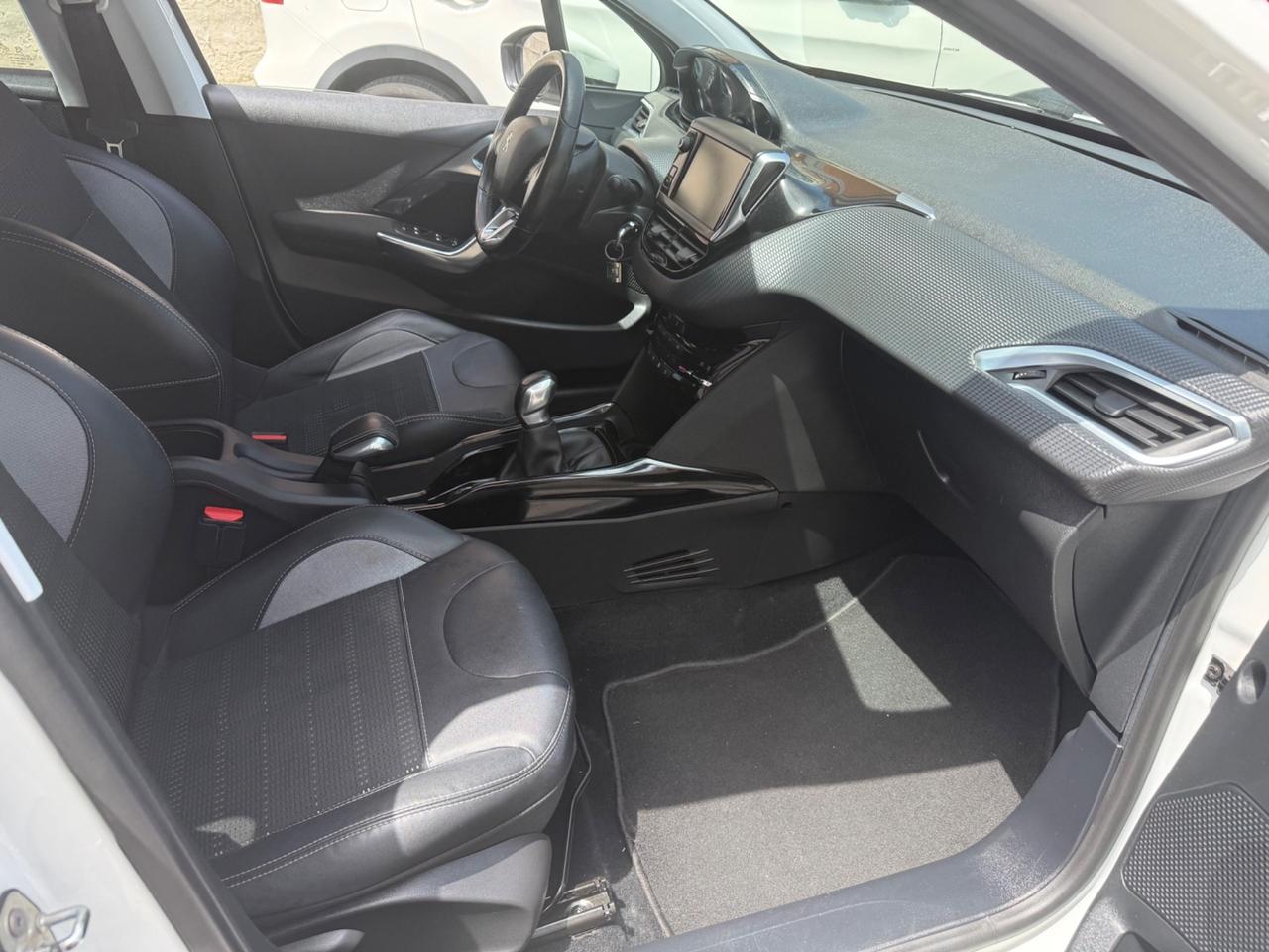 Peugeot 2008 1.6diesel GT-Line - 2017
