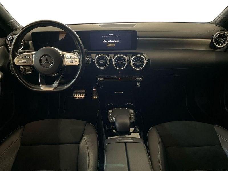 Mercedes-Benz Classe A A 180 d Premium Night edition auto