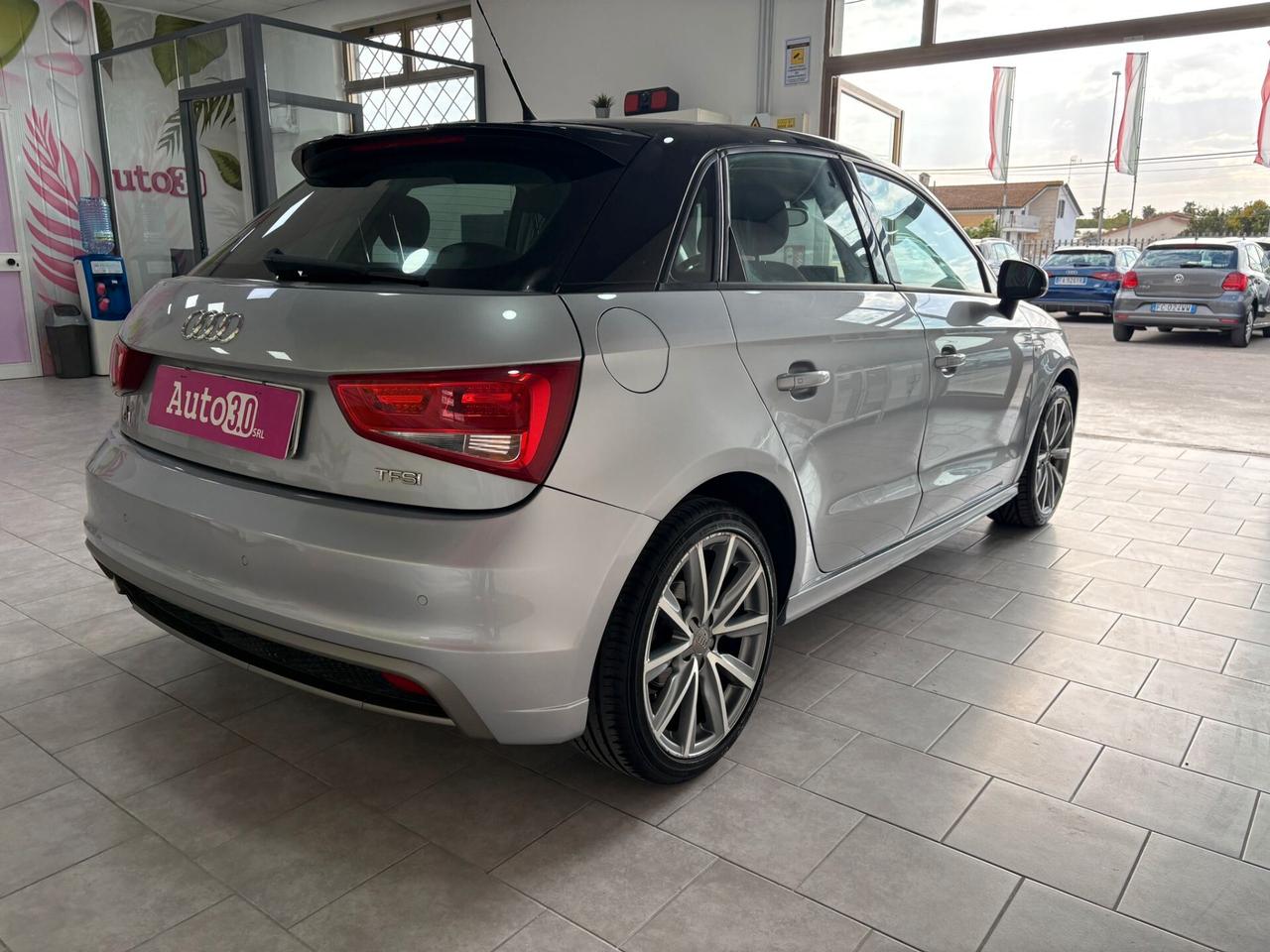 Audi A1 1.2 TFSI S line edition plus