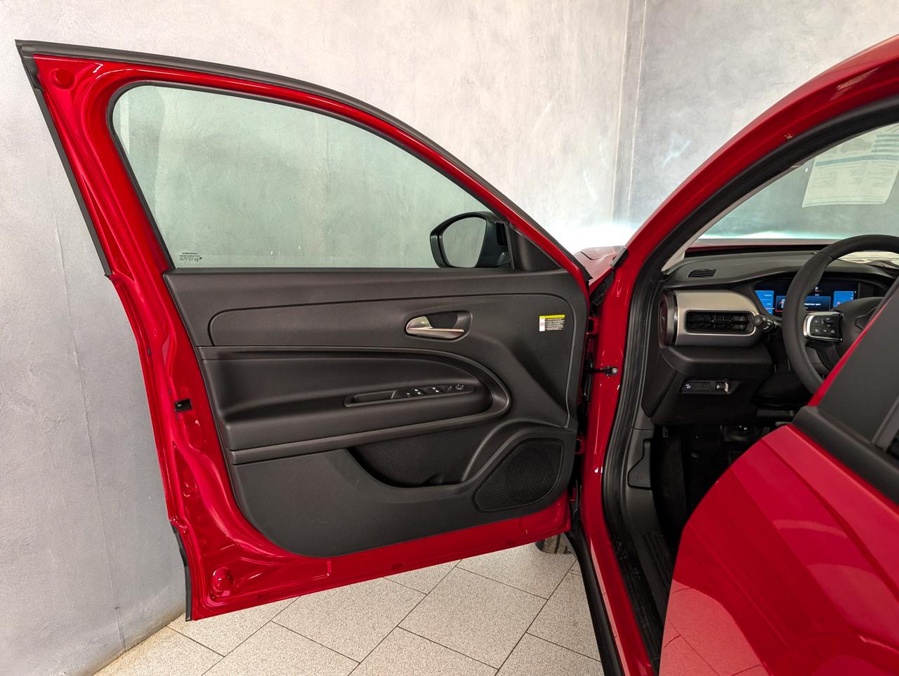 Jeep Avenger 1.2 Turbo E-Hybrid 110cv eDCT6 Altitude