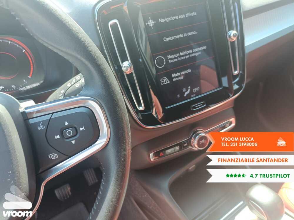 VOLVO XC40 (2017-->) XC40 T3 Momentum