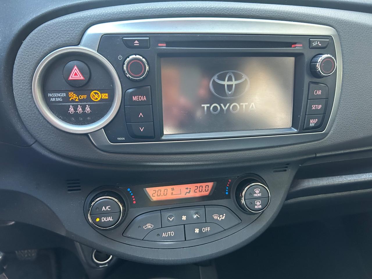 Toyota Yaris 1.0 5 porte Lounge