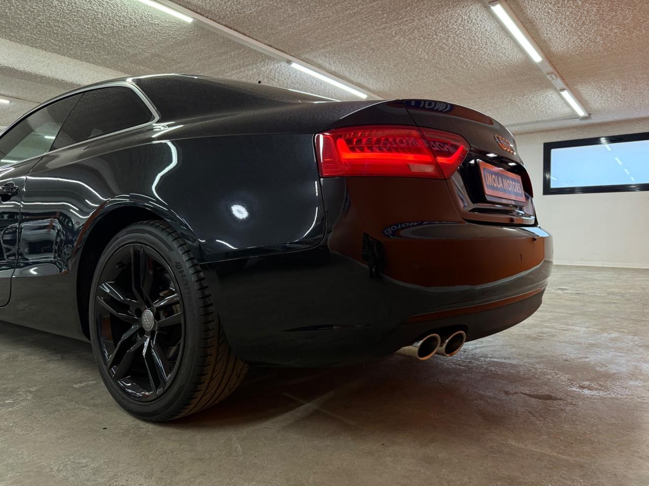 Audi A5 Coupé 2.0 TDI 177 CV S-line Total Black