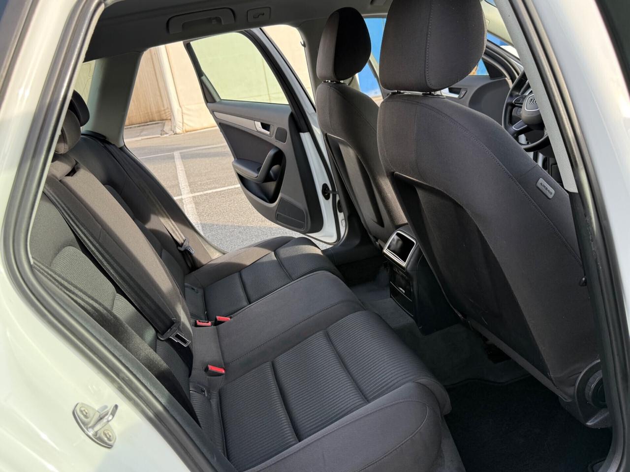 Audi A4 Avant 2.0 TDI 150 CV Advanced-PERMUTABILE