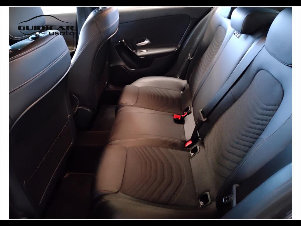 Mercedes-Benz Classe A - W177 2018 - A 180 d Sport auto