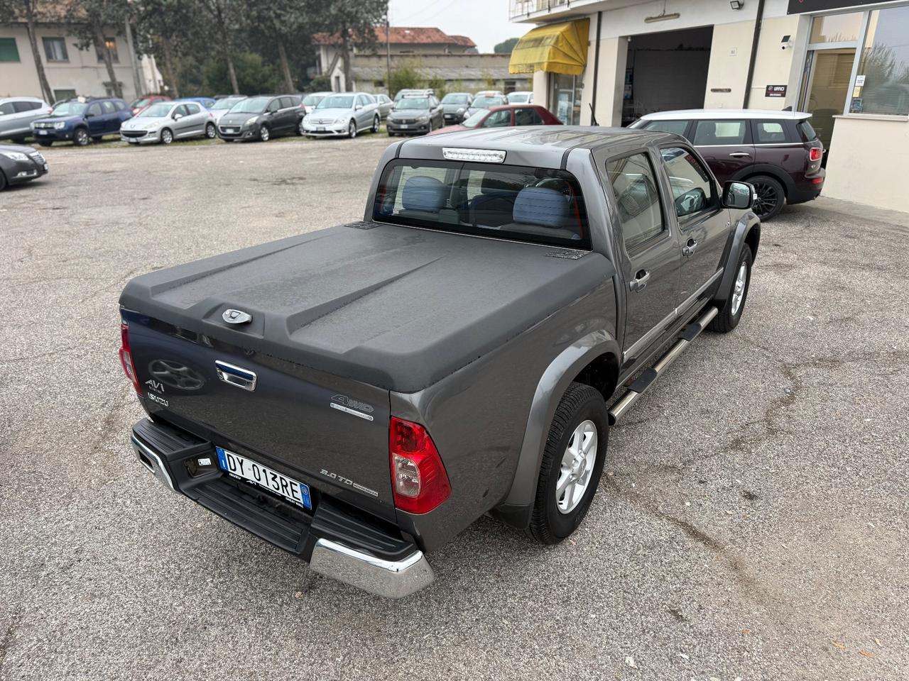 Isuzu D-Max 3.0 TD cat Crew Cab 4WD Pup. LS Aut. EU4