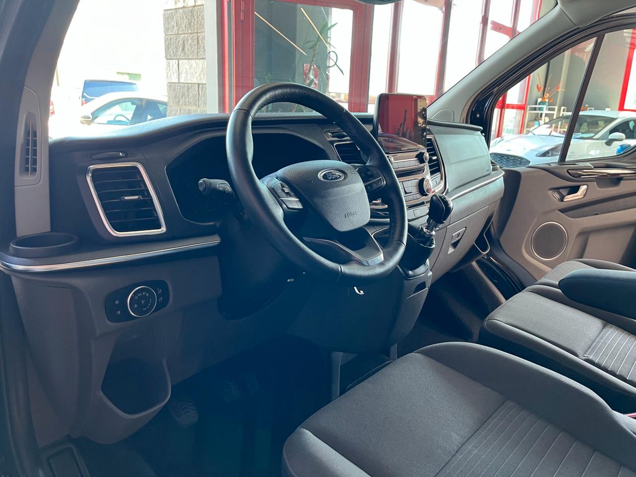 Ford Tourneo Custom Tourneo Custom 320 2.0 EcoBlue 185CV PL Titanium