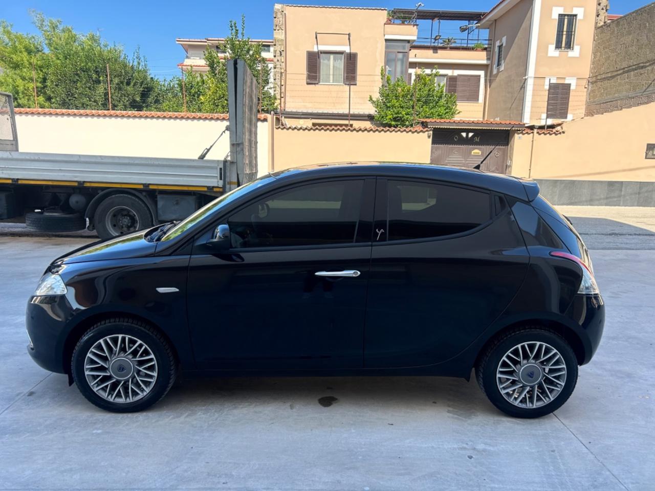 Lancia Ypsilon 1.3 MJT 16V 95 CV 5 porte S&S Platinum