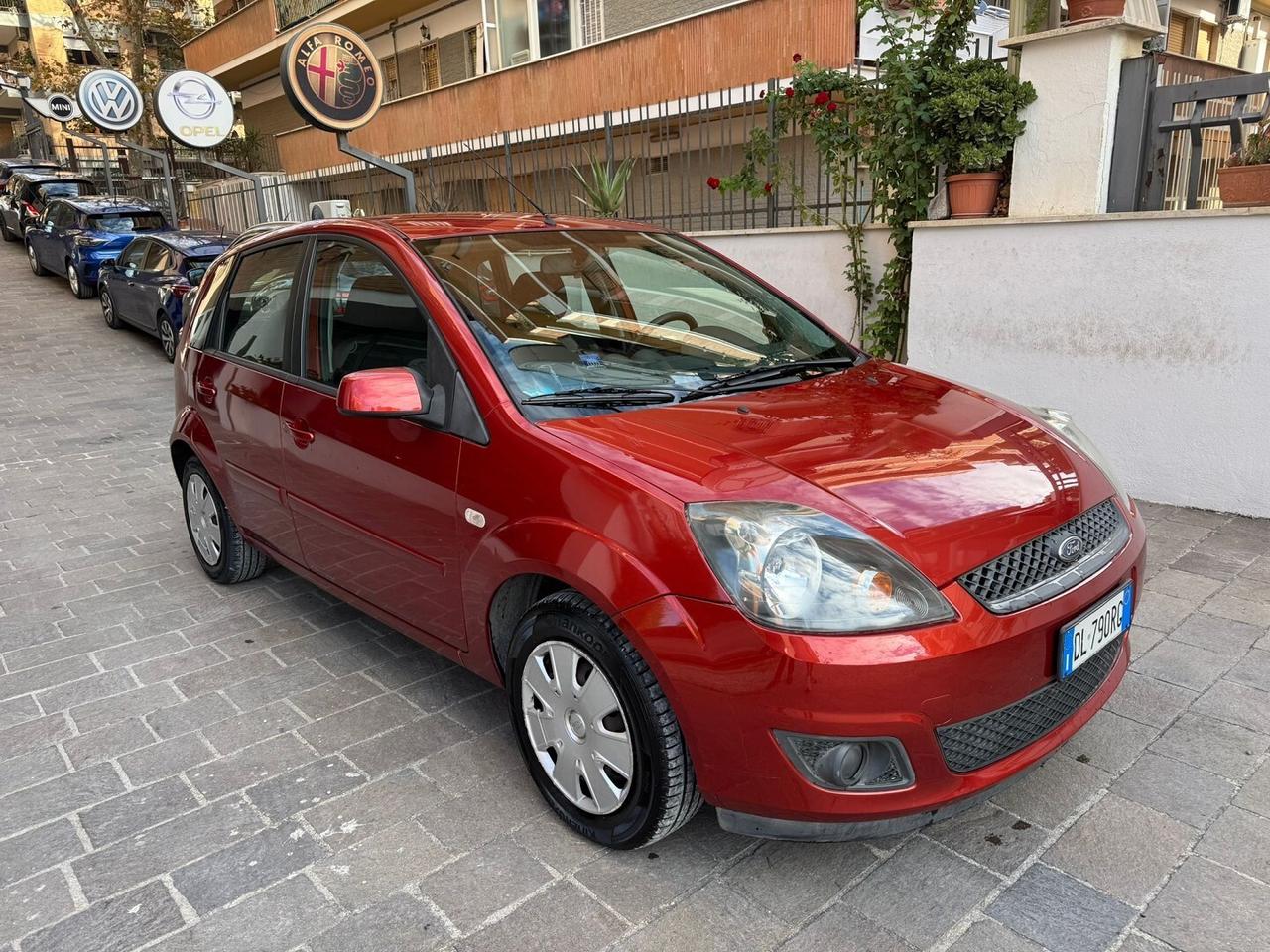 FORD Fiesta 1.2 16V 5 porte Ghia IMPIANTO GPL