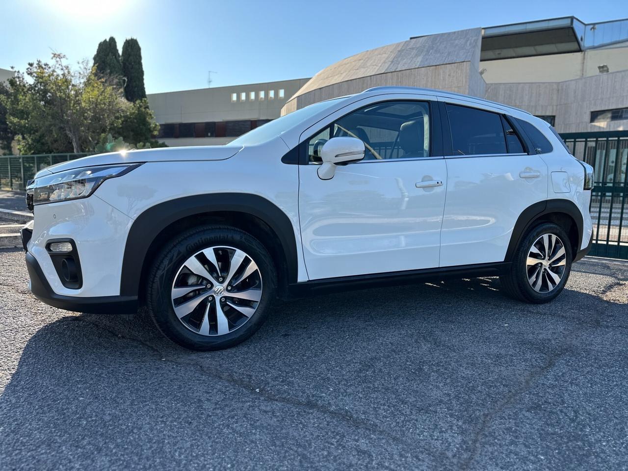 Suzuki S-Cross 1.5 140V FULL Hybrid TETTO