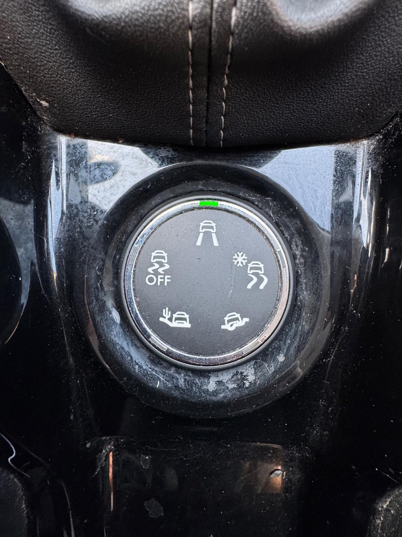 Peugeot 2008 1.6 e-HDi 115 CV Stop&Start Allure