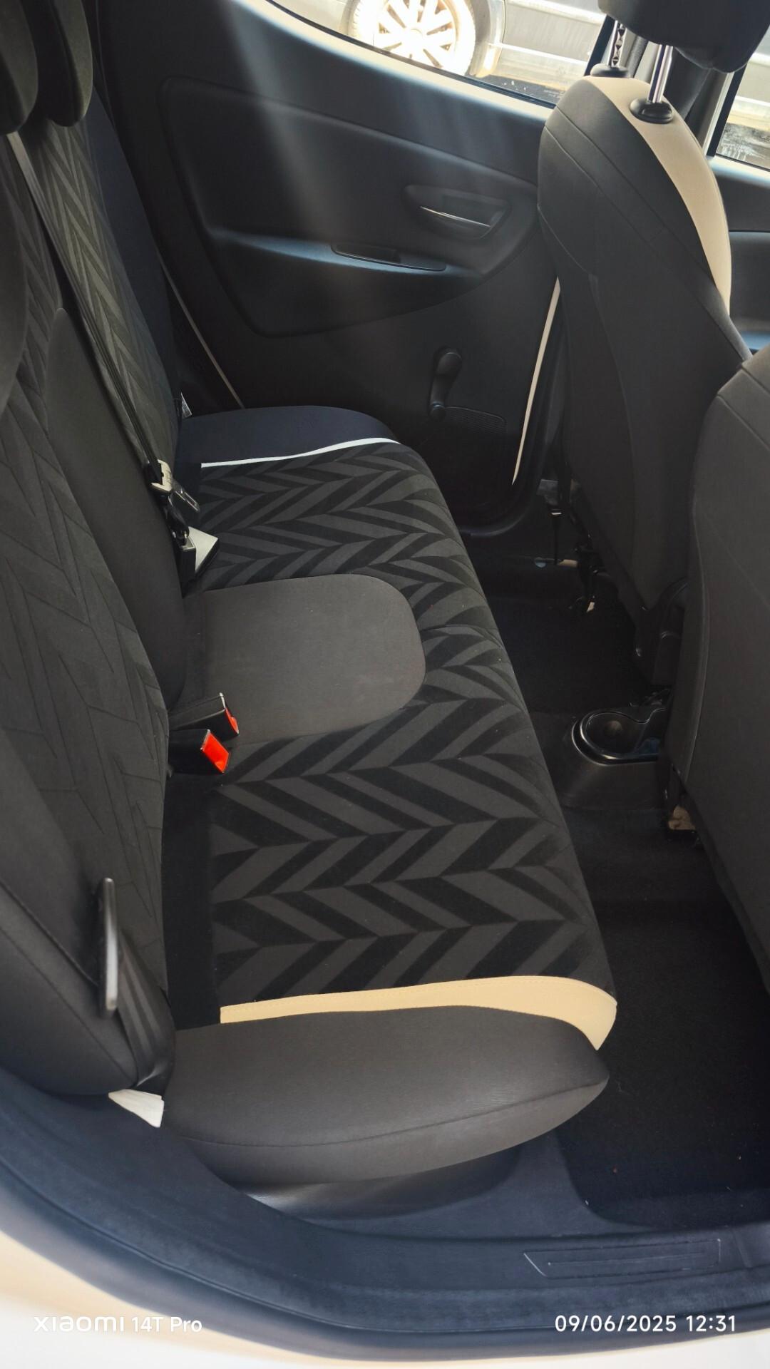 Lancia Ypsilon 1.2 69CV Gold SENSORI 2016