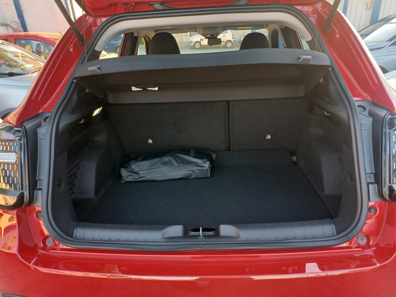 Fiat 600 Hybrid 110 CV DCT MHEV Business. KM 0