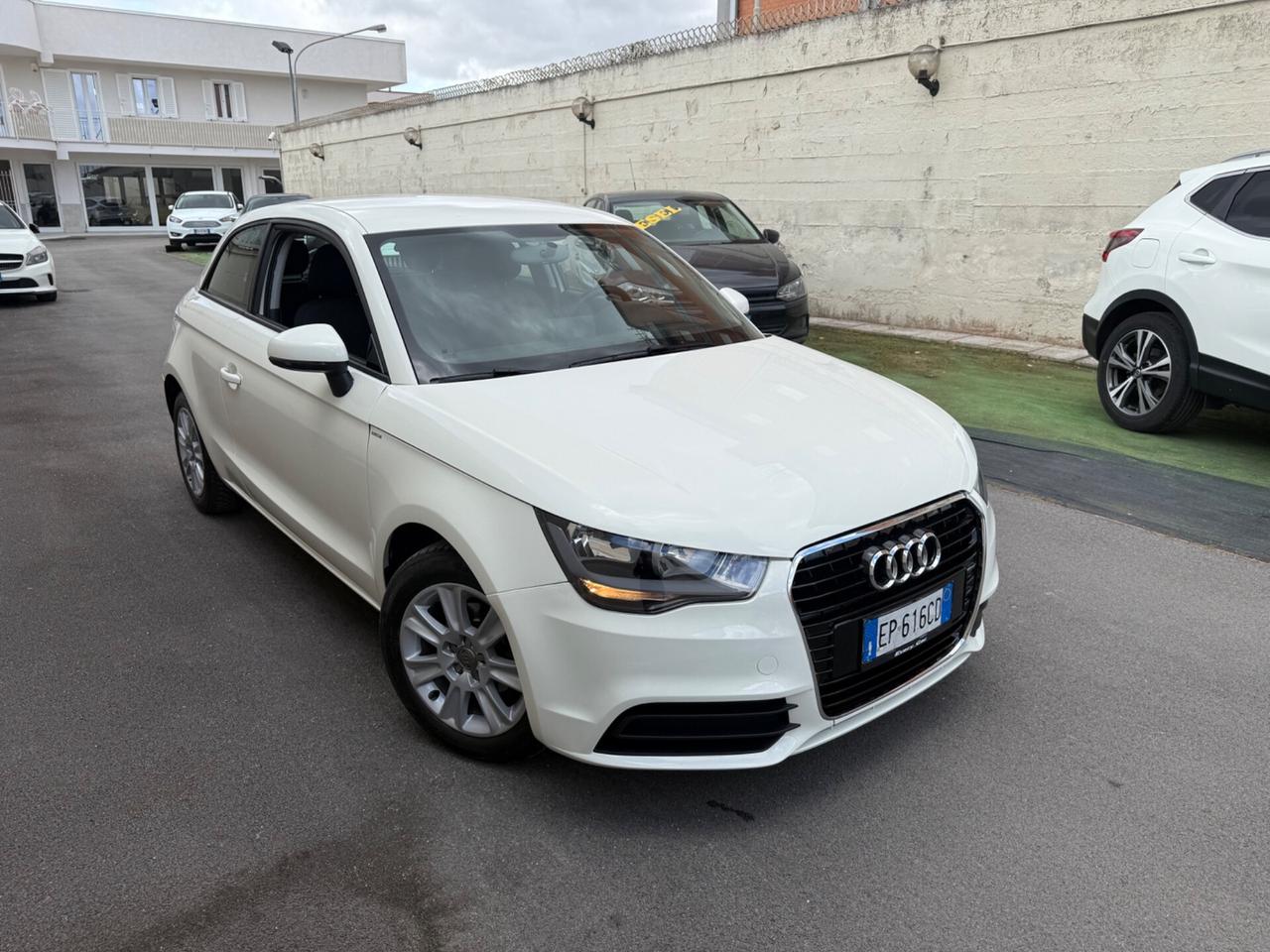 Audi A1 1.2benzina - 2013