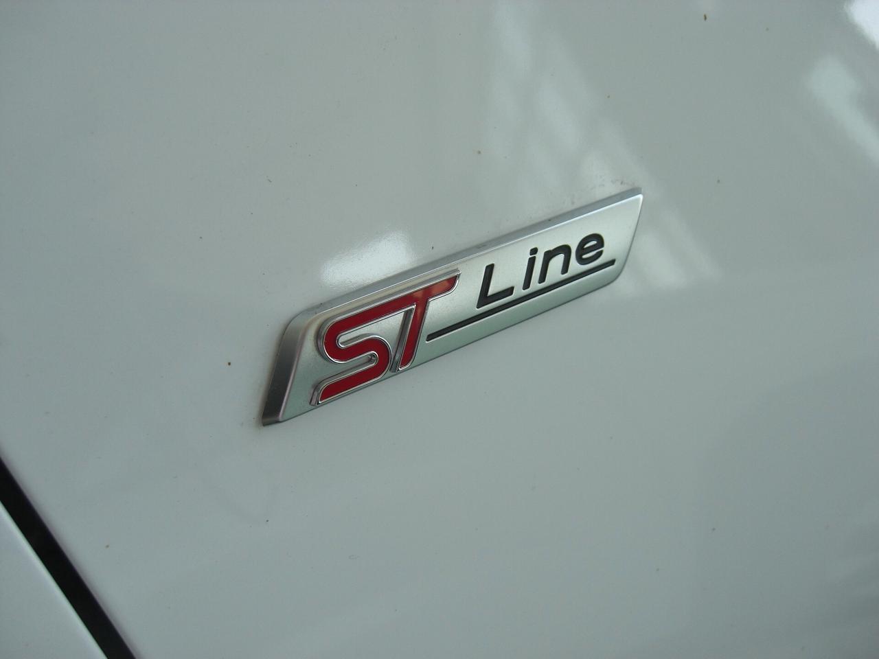 Ford Puma 1.0 EcoBoost Hybrid 125 CV S&S aut. ST-Line