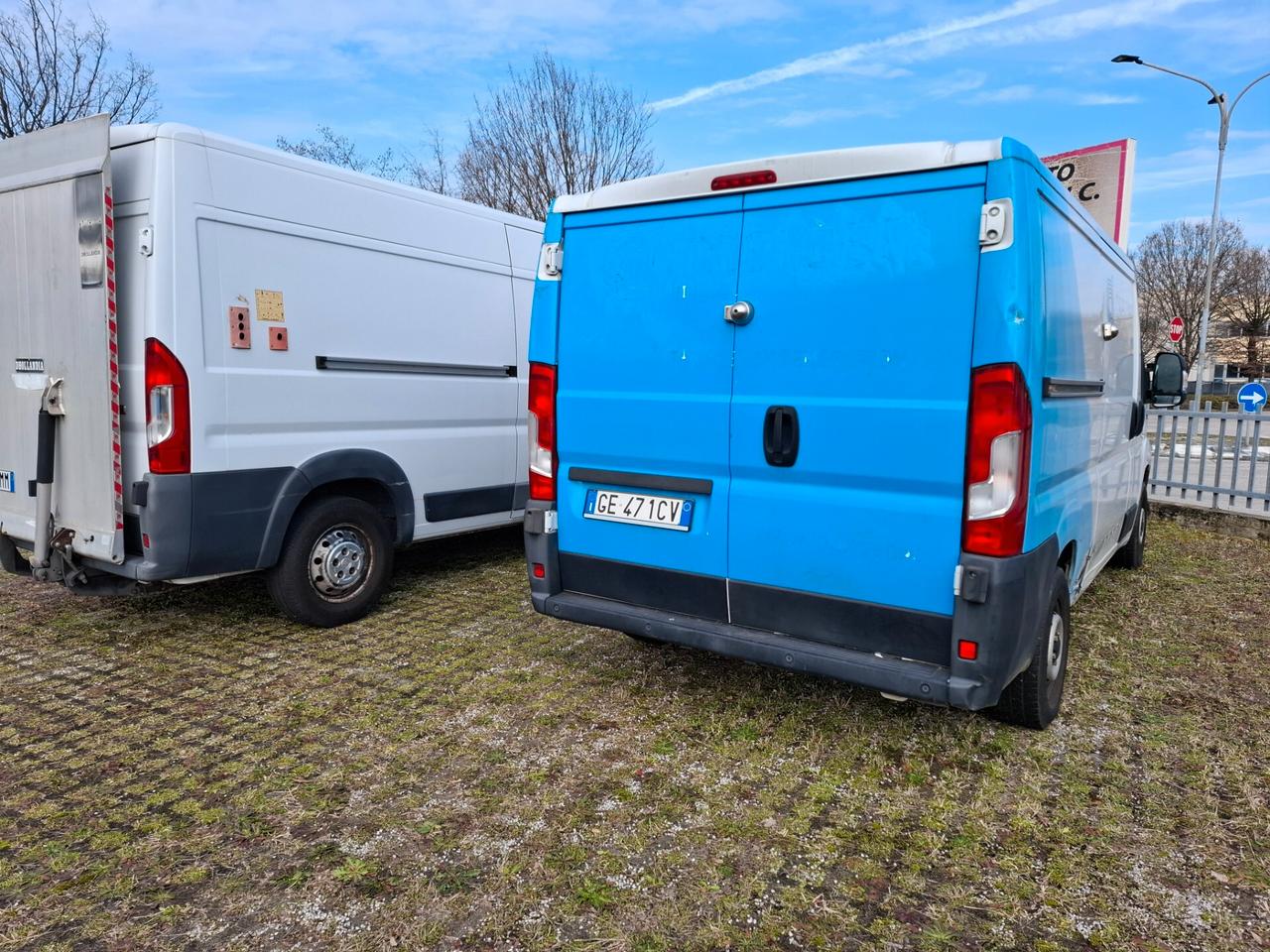 Fiat Ducato allestito con scaffali
