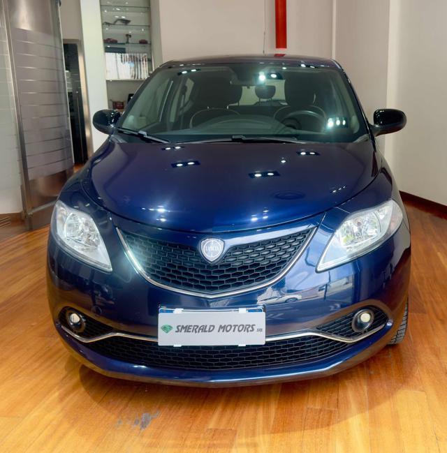 LANCIA Ypsilon 1.2 69 CV 5 porte Gold