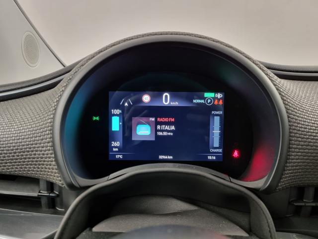 FIAT 500e Berlina 42 kWh La Prima