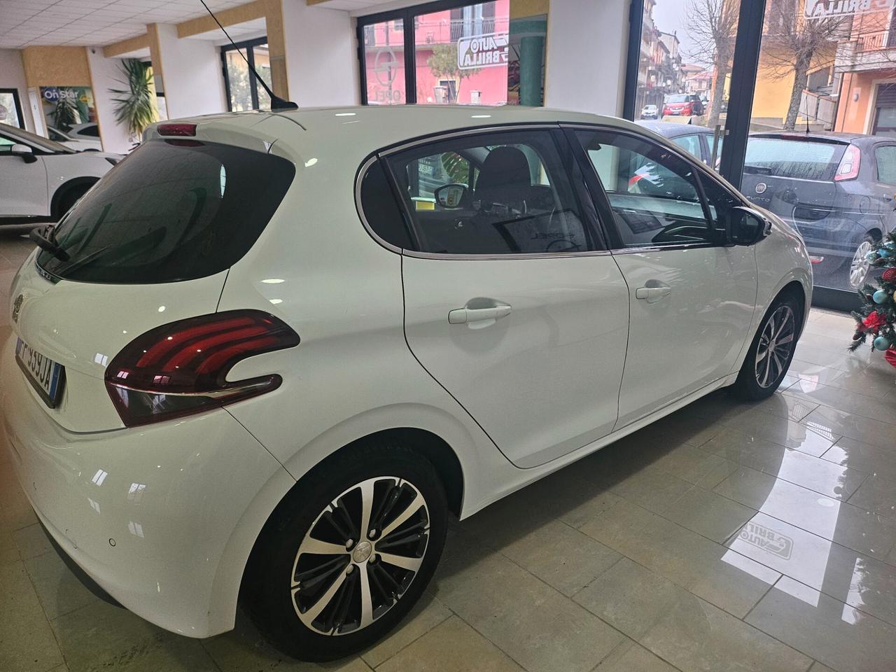 Peugeot 208 BlueHDi 75 Allure 98.000km 2018