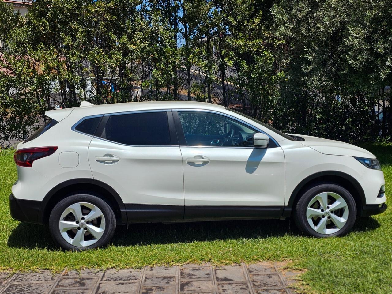 Nissan Qashqai 1.6 dCi 130cv. Cambio automatico.