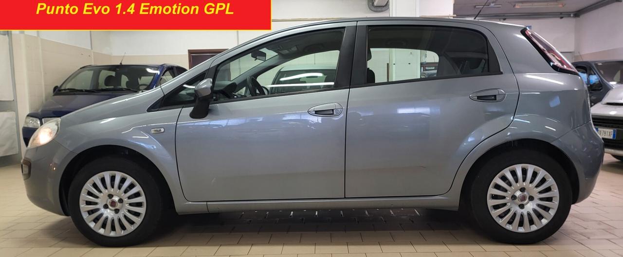 Fiat Punto Evo Punto Evo 1.4 5 porte Emotion GPL