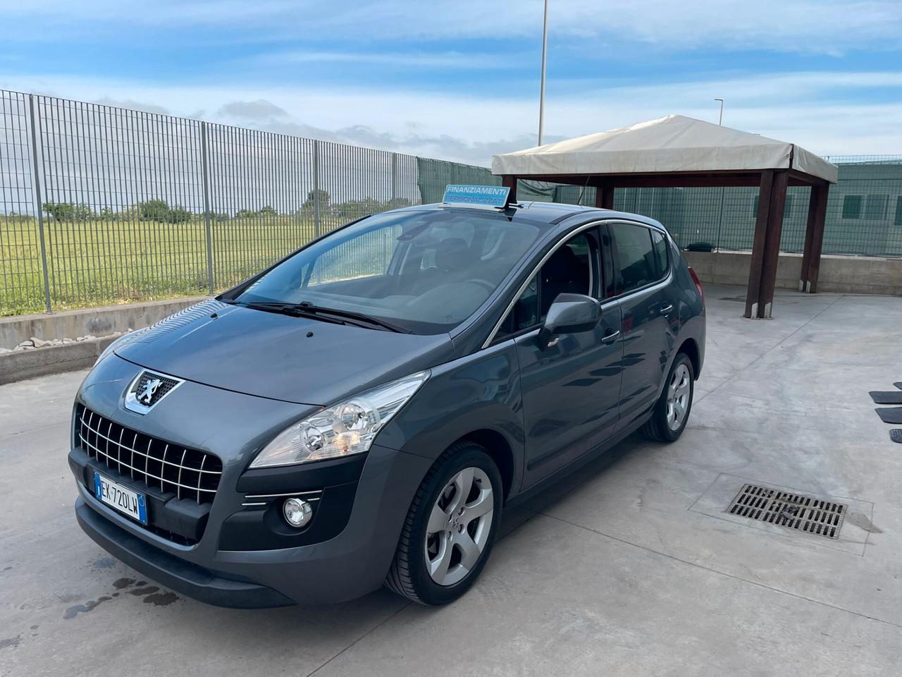 Peugeot 3008 1.6 e-HDi 115CV cambio robotizzato Stop&Start Allure
