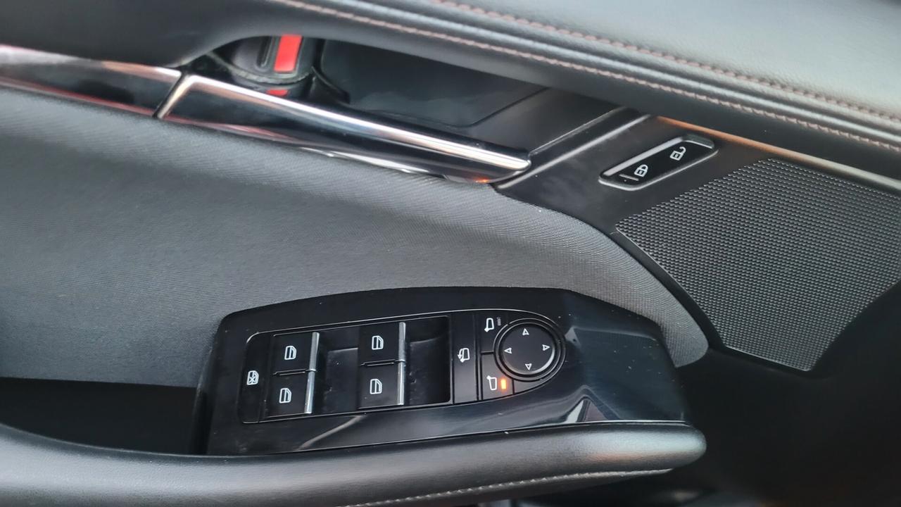 Mazda 3 2.0L e-Skyactiv Hybrid Exclusive ..TAGLIANDI MAZDA..