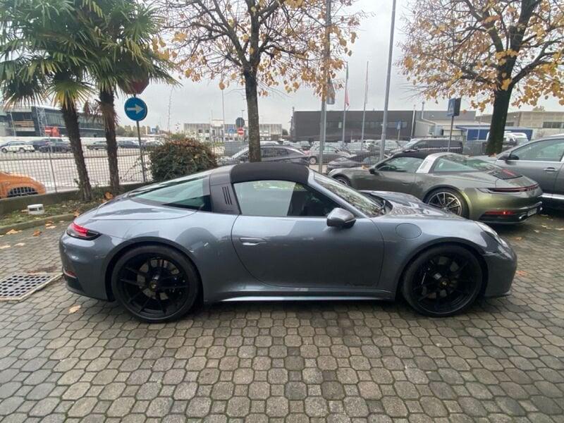 Porsche 911 911 Targa 4 GTS 541 CV (992.2)