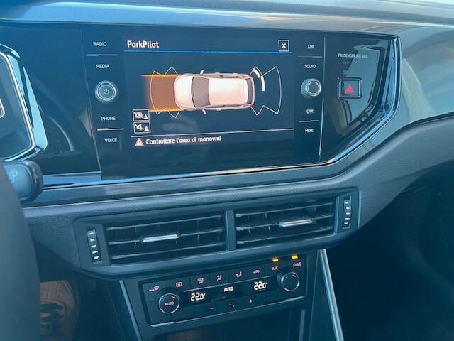 Volkswagen Polo 5p 1.6 tdi 95cv, R-line, 18", Led, Carplay, DeFAP, Neopatentati