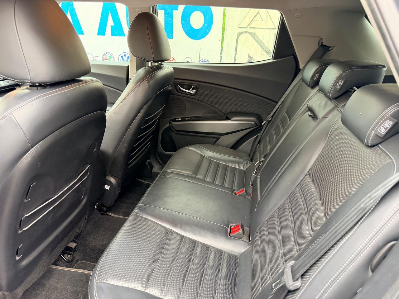 Ssangyong XLV 1.6d 4x4 FULL OPTIONAL