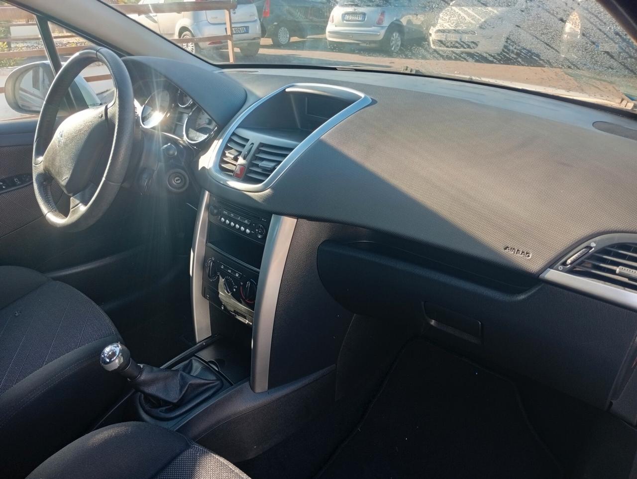 Peugeot 207 1.4 HDi 70CV 5p. XS NEOPATENTATI OK