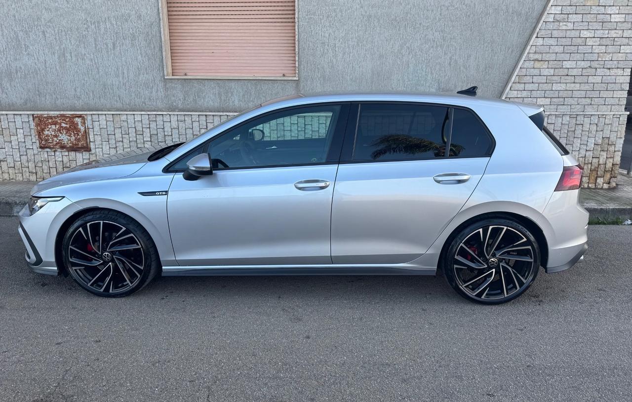 Volkswagen Golf 2.0 TDI GTD DSG