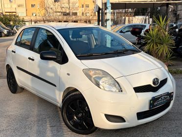 Toyota Yaris 1.0 69Cv 5 porte 12 MESI DI GARANZIA
