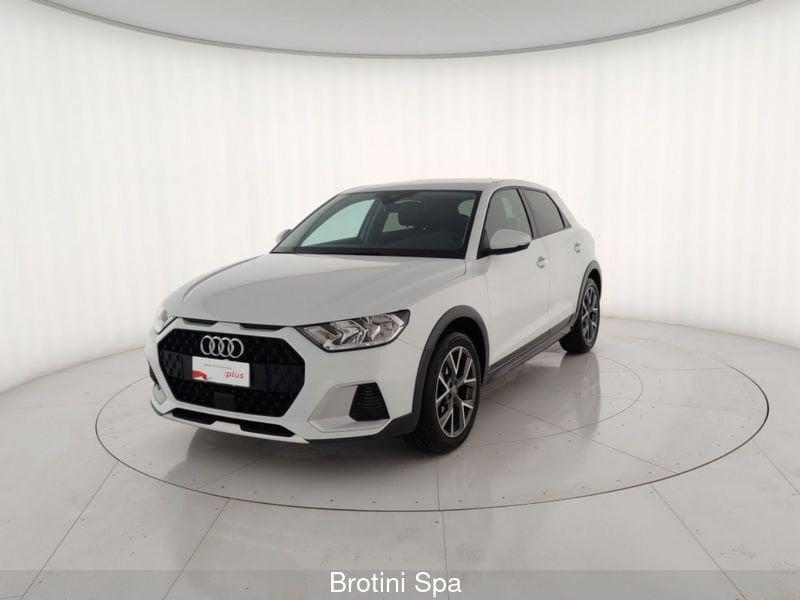 Audi A1 A1 citycarver 30 TFSI S tronic