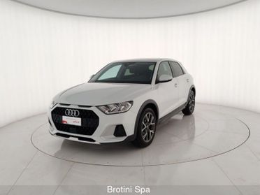 Audi A1 A1 citycarver 30 TFSI S tronic