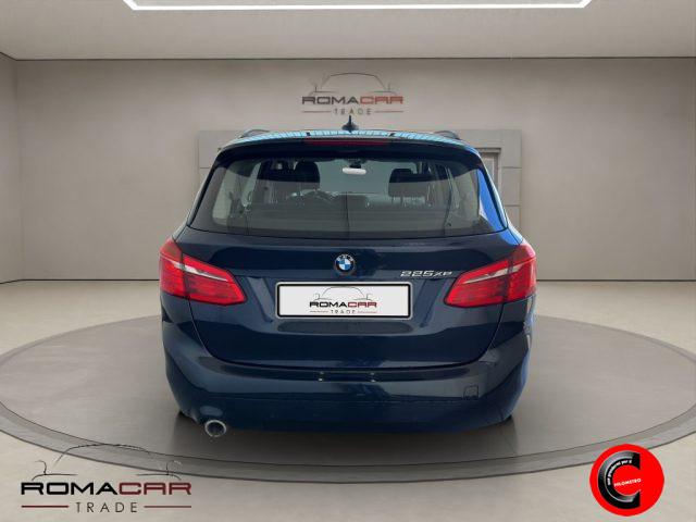 BMW 225 xe Active Tourer iPerformance aut. NAVI SENSORI