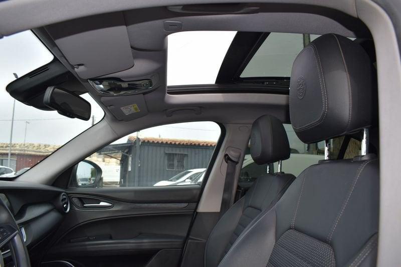 Alfa Romeo Stelvio 2.2 Turbo Diesel 210CV AT8 Q4 B-Tech