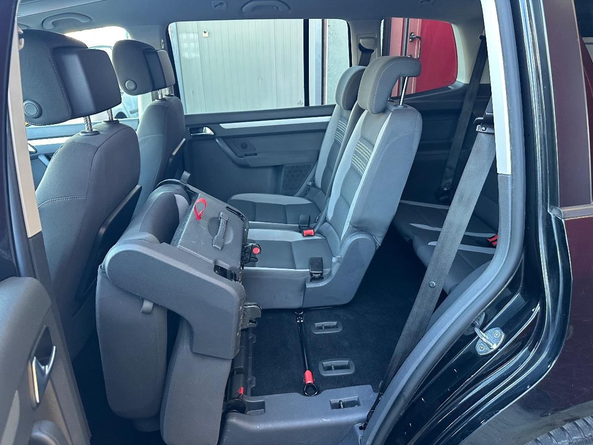 VOLKSWAGEN - Touran - 1.6 TDI DPF 7P.Comfort. BlueM. Tech.