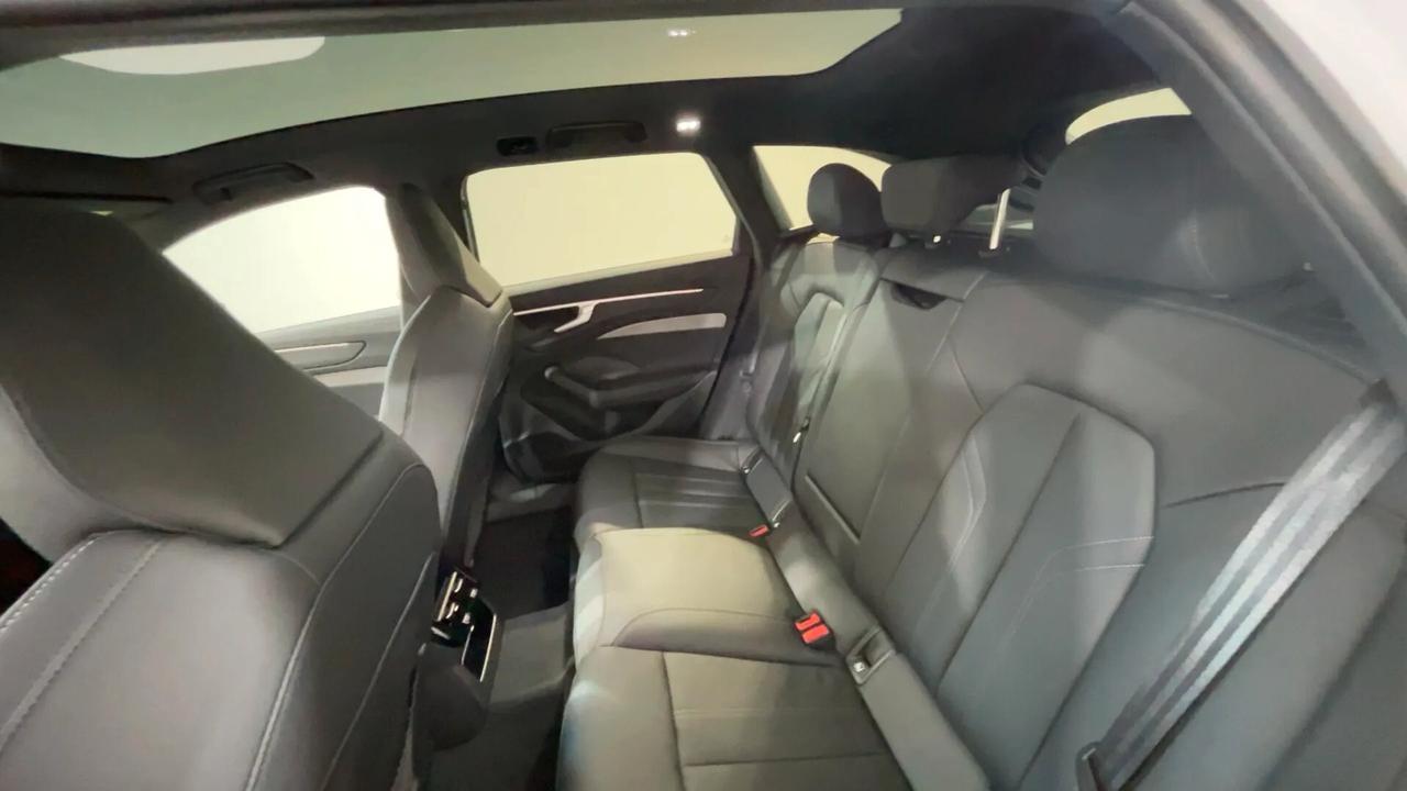 Audi A6 Avant 40 2.0 TDI quattro ultra S tronic line edition